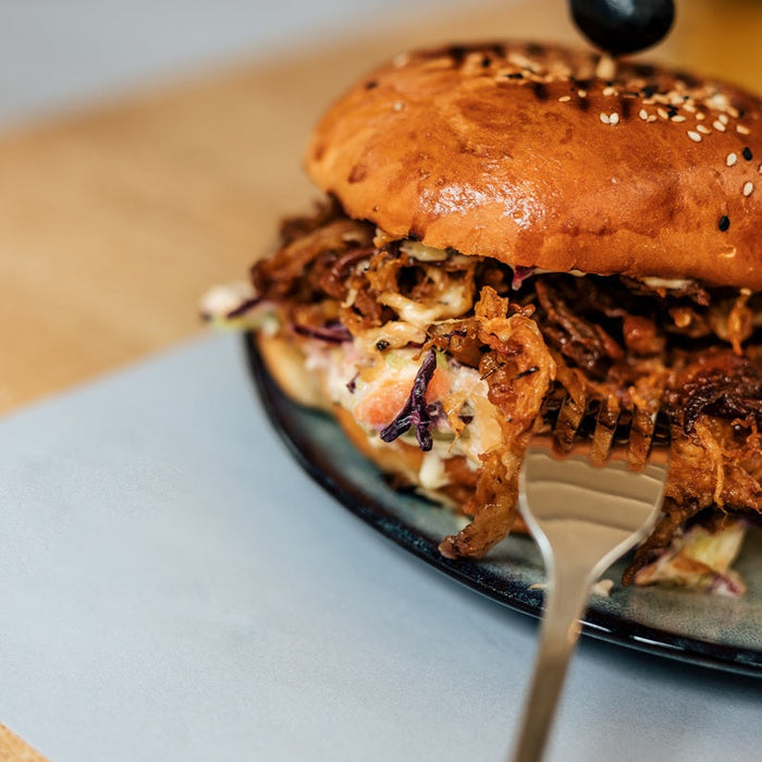 Pulled chicken recept voor op de BBQ