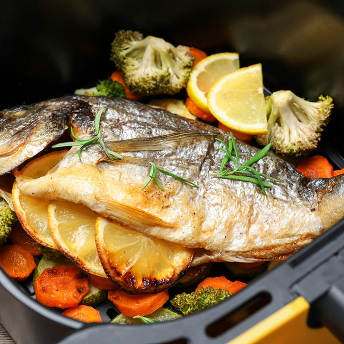Vis uit de airfryer met citroen en lemon pepper