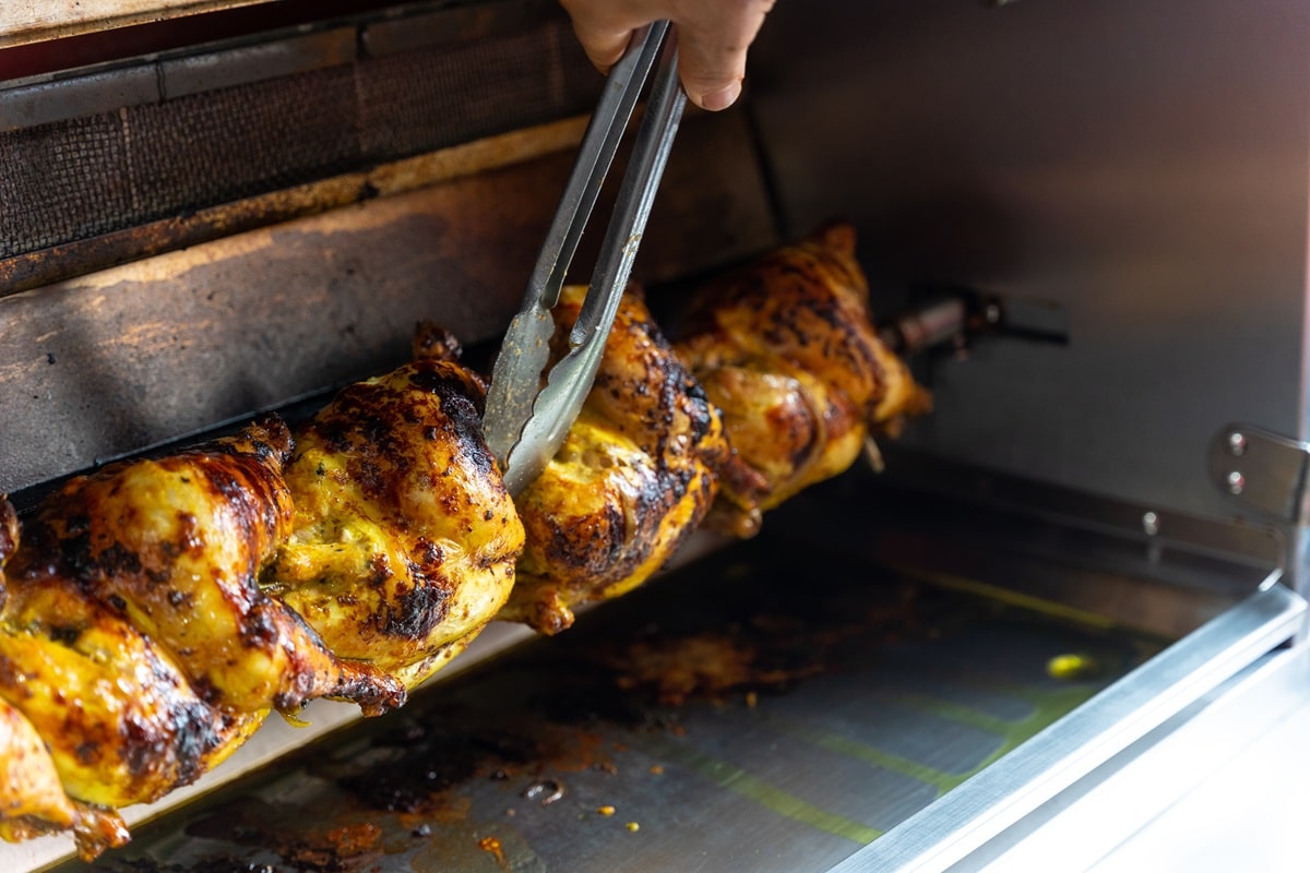 Rub voor kip aan het spit of op de bbq? 4 tips